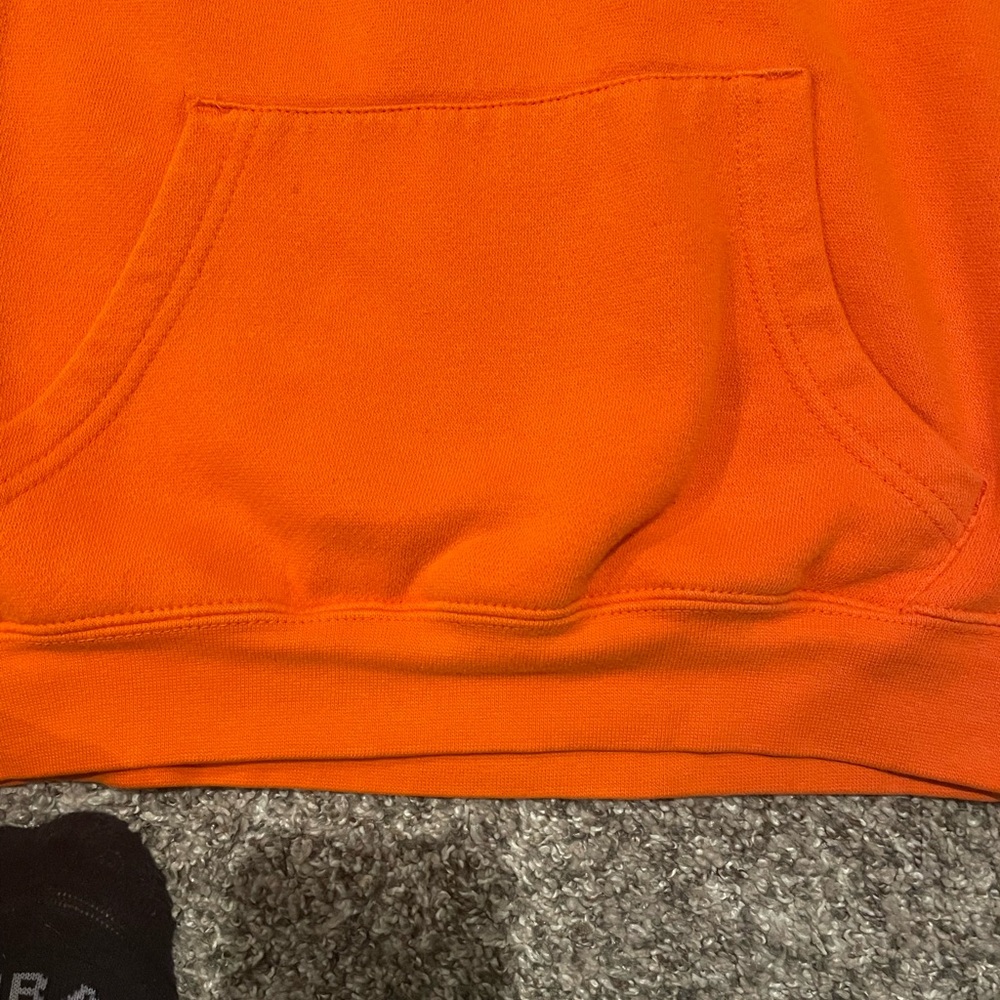 Kids NFL Denver Broncos Sweatshirt Hoodie.  Size Youth Small - Picture 3 of 6